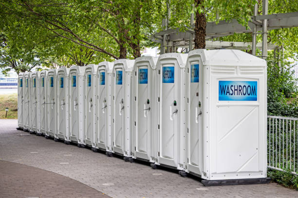Porta potty delivery and setup in Kalkaska, MI